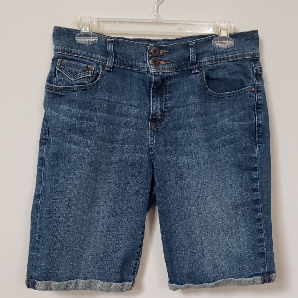 Levi's 515 Blue Jeans Shorts Womens 8 Denim Bermuda Covered Pockets